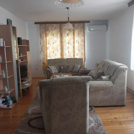 Sarac Apartment *